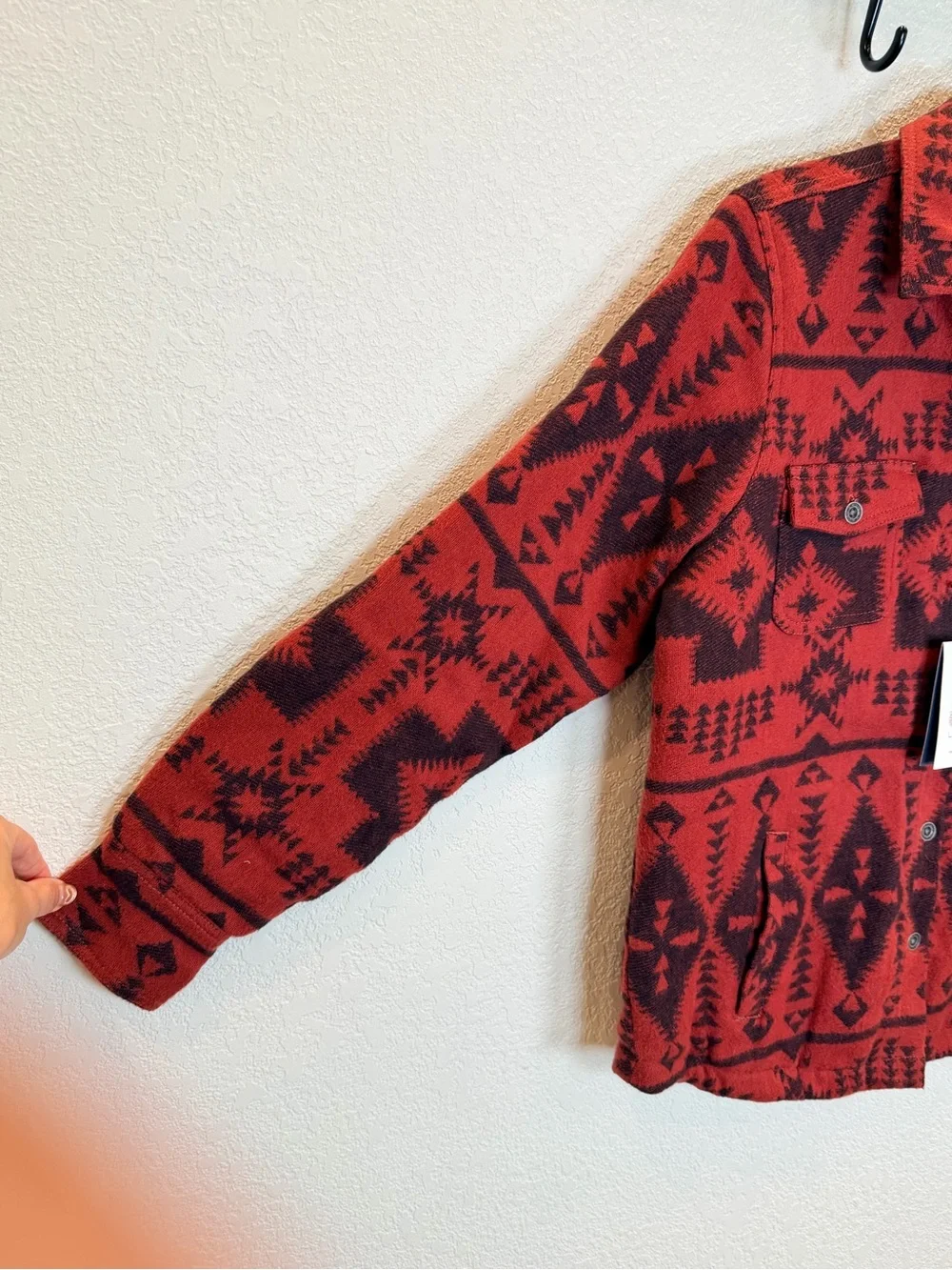 Ariat REAL Marsala Southwestern Print Shirt Jacket NWT! in Burgundy size Medium